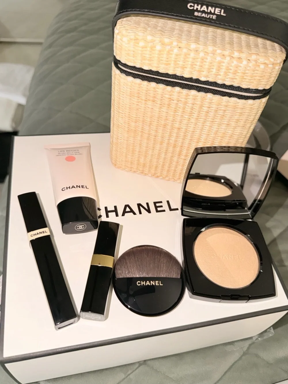 CHANEL Les Beiges Panier Des Essentiels D’ÉTÉ Belle Mine Naturelle Healthy Glow - Picture 7 of 7